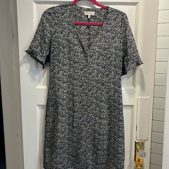 Bundle! Three dresses, all size small. - Picture 2 of 3